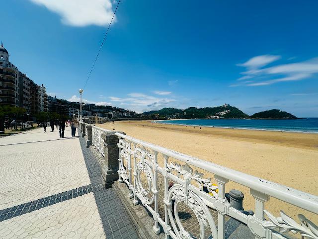Imagen 22 Inmueble 293744 - Piso en venta en Donostia-San Sebastián / Playa de la Concha-Calle Marina-Donostia