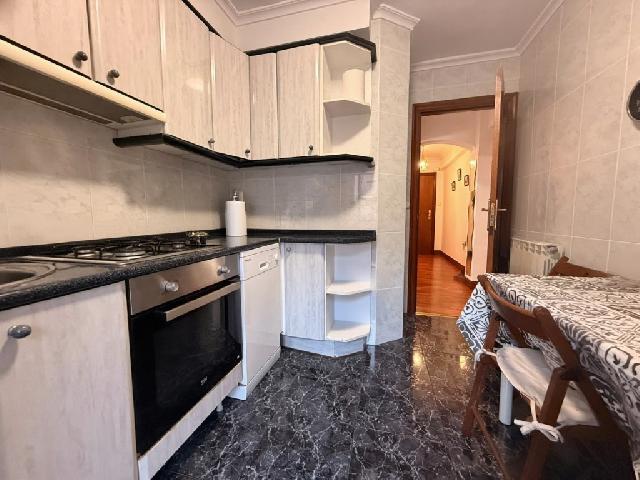 Imagen 10 Inmueble 297734 - Piso en venta en Errenteria / Calle Oiartzun-Renteria