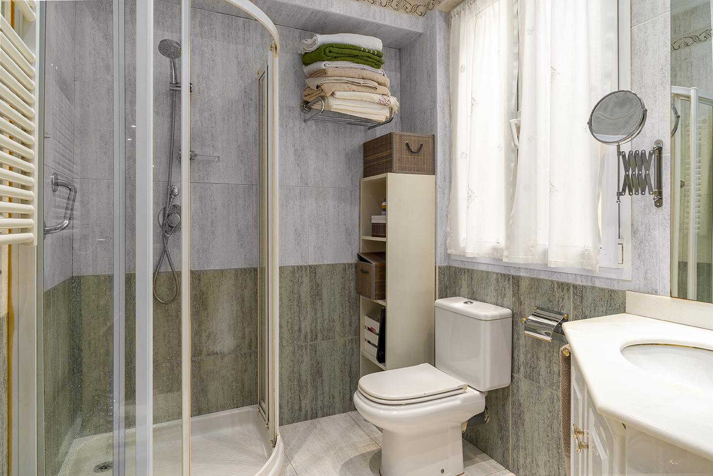 Imagen 10 Piso en venta en Donostia-San Sebastián / Karkizano-Gros-Donostia