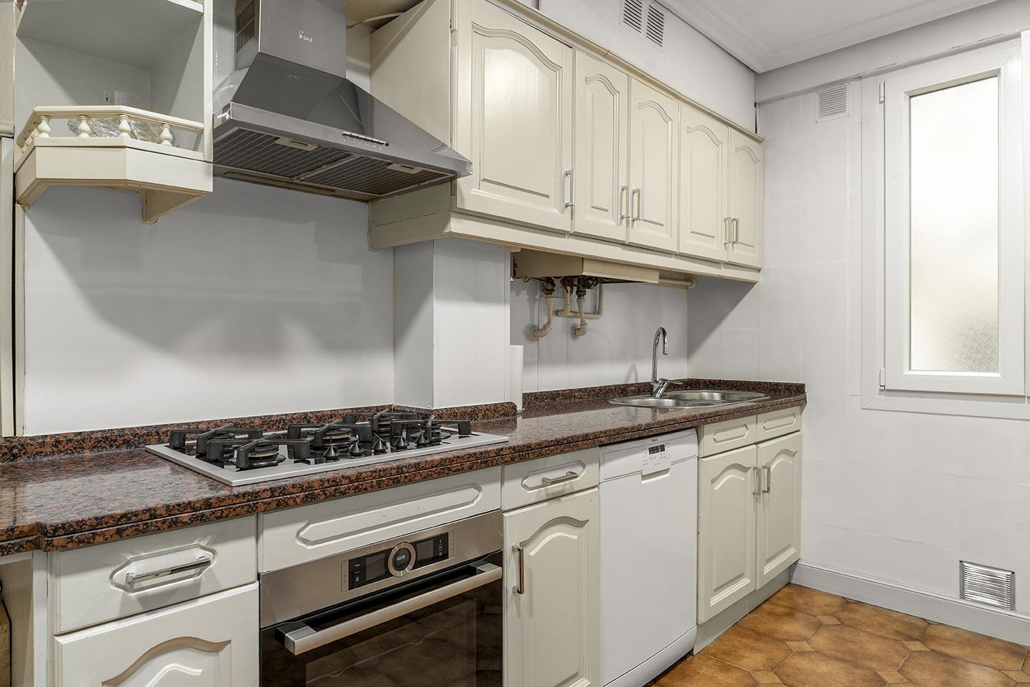 Imagen 20 Piso en venta en Donostia-San Sebastián / Karkizano-Gros-Donostia