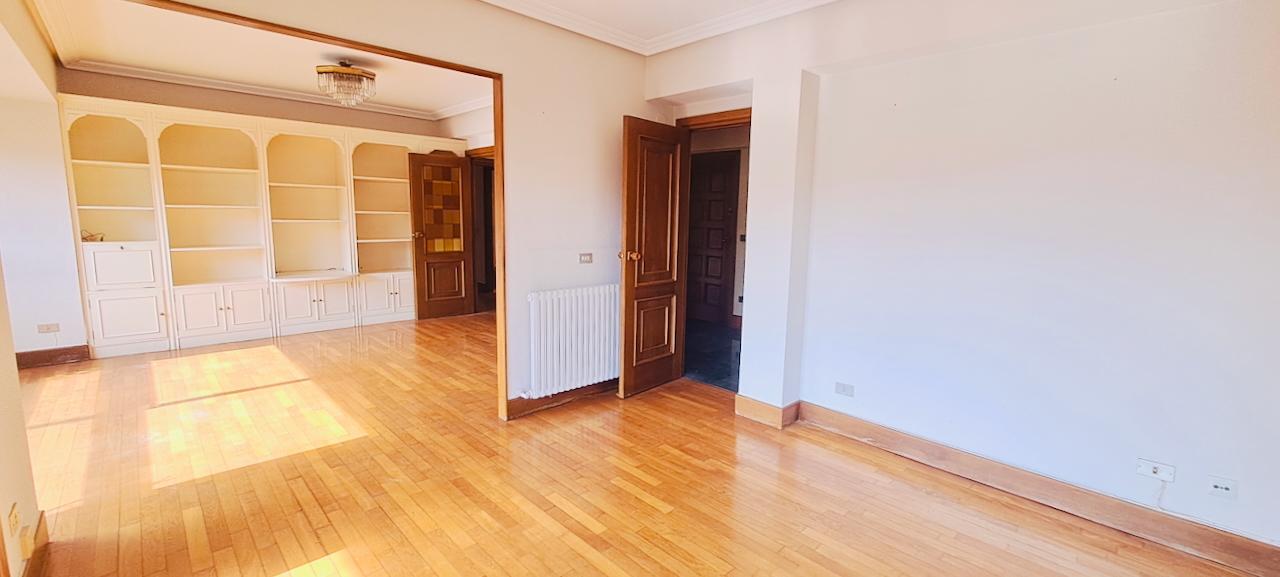 Imagen 7 Piso en venta en Donostia-San Sebastián / Paseo Toki Eder-Ategorrieta-Donostia