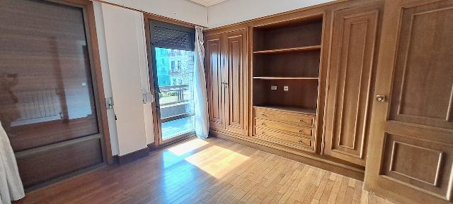 Imagen 9 Inmueble 298911 - Piso en venta en Donostia-San Sebastián / Paseo Toki Eder-Ategorrieta-Donostia