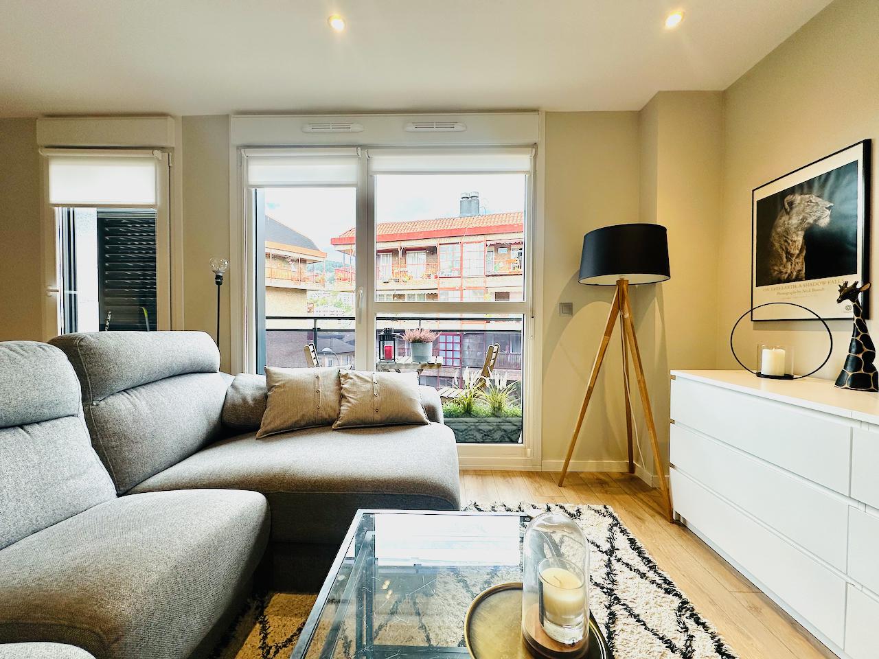 Imagen 2 Piso en venta en Donostia-San Sebastián / Pº Zubiaurre-Intxaurrondo-Donostia