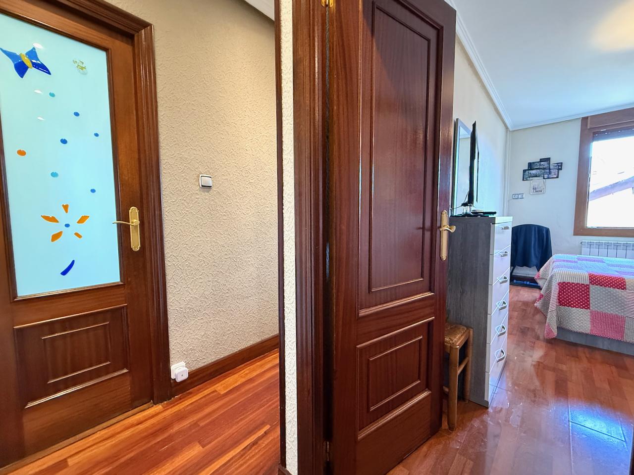 Imagen 20 Piso en venta en Donostia-San Sebastián / Calle San Blas-Sagües-Donostia