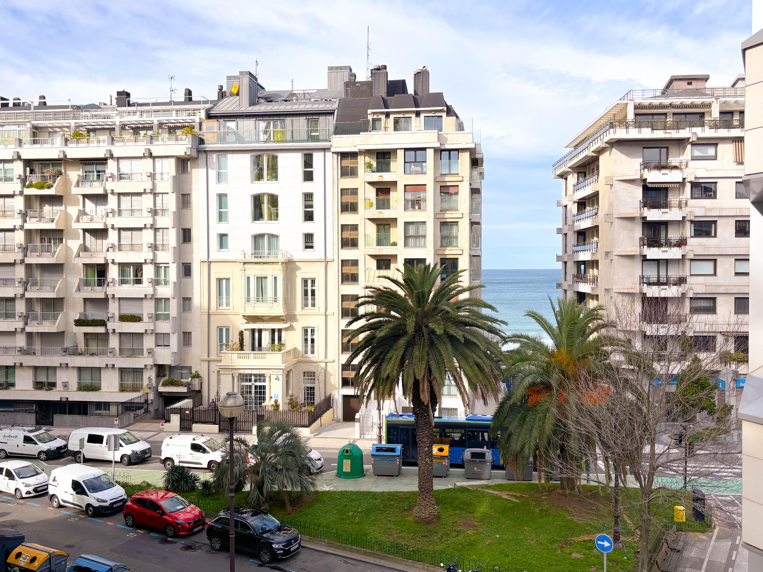 Imagen 15 Piso en venta en Donostia-San Sebastián / Calle Triunfo-Miraconcha- Area romantica Donostia