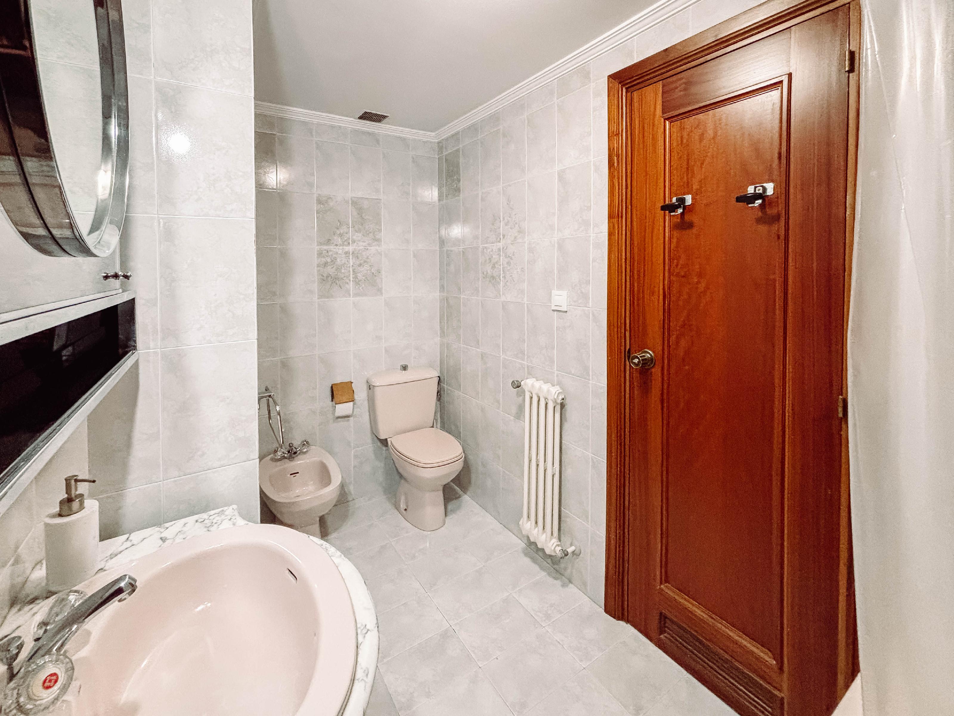 Imagen 26 Piso en venta en Donostia-San Sebastián / Calle Triunfo-Miraconcha- Area romantica Donostia