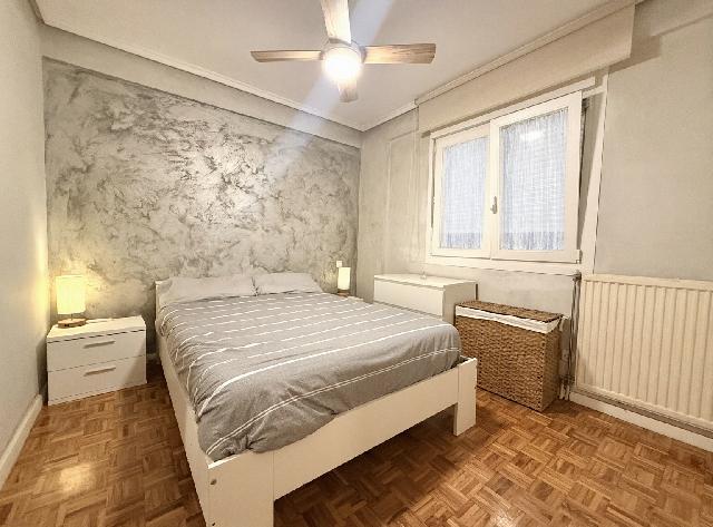 Imagen 1 Inmueble 300869 - Piso en venta en Donostia-San Sebastián / Pescadores de Terranova-Amara-Donostia