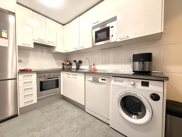 Imagen 2 Inmueble 300869 - Piso en venta en Donostia-San Sebastián / Pescadores de Terranova-Amara-Donostia