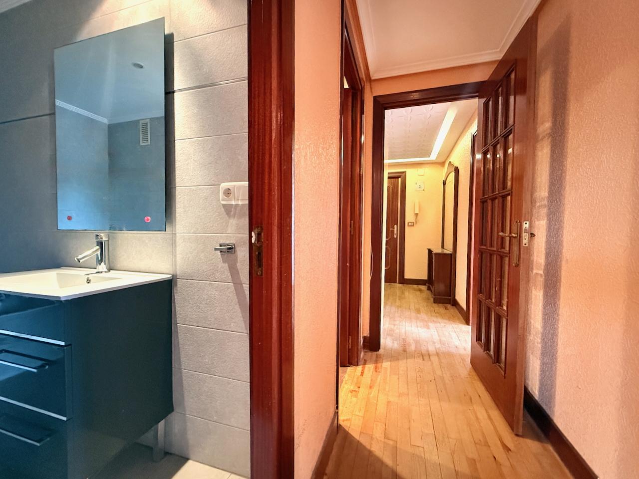 Imagen 15 Piso en venta en Donostia-San Sebastián / Juan Carlos Guerra-Bidebieta-Donostia