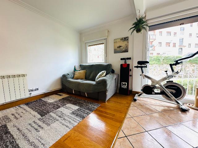 Imagen 3 Inmueble 301858 - Piso en venta en Donostia-San Sebastián / Calle Luises-Intxaurrondo-Donostia