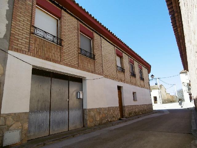 Imagen 1 Inmueble 180946 - Casa en venta en Monzón / Conchel, centro población