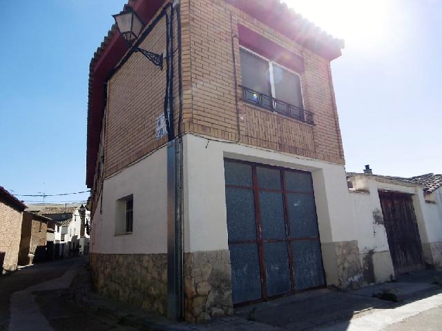 Imagen 2 Inmueble 180946 - Casa en venta en Monzón / Conchel, centro población