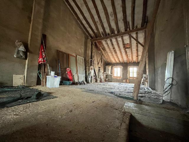 Imagen 10 Inmueble 209682 - Casa en venta en Monzón / Calle afueras, junto a la iglesia