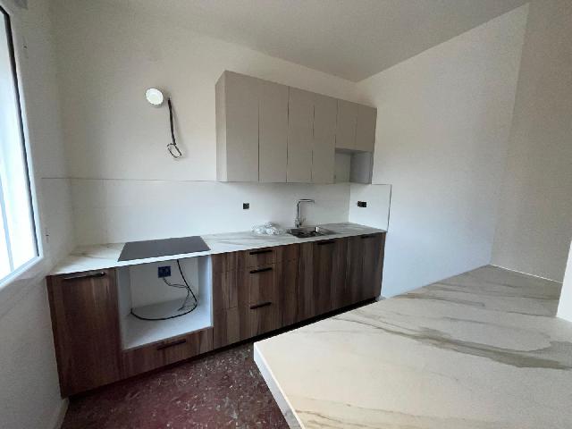 Imagen 2 Inmueble 219714 - Casa en venta en Monzón / Calle júcar, zona los olivos