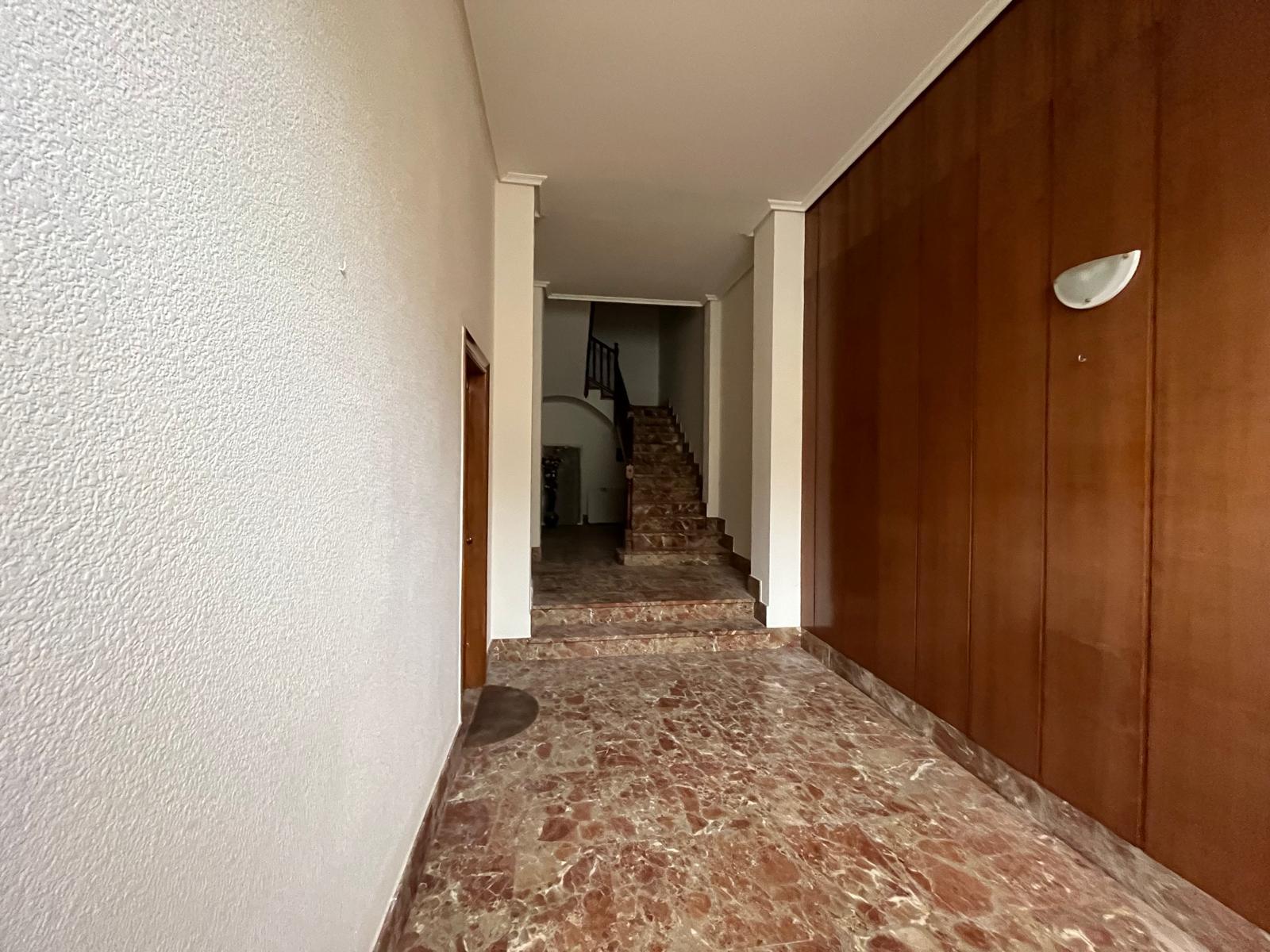 Imagen 14 Casa en venta en Monzón / Calle júcar, zona los olivos