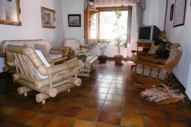 Imagen 2 Inmueble 240000 - Casa en venta en Fonz / Zona a las afueras de Cofita.