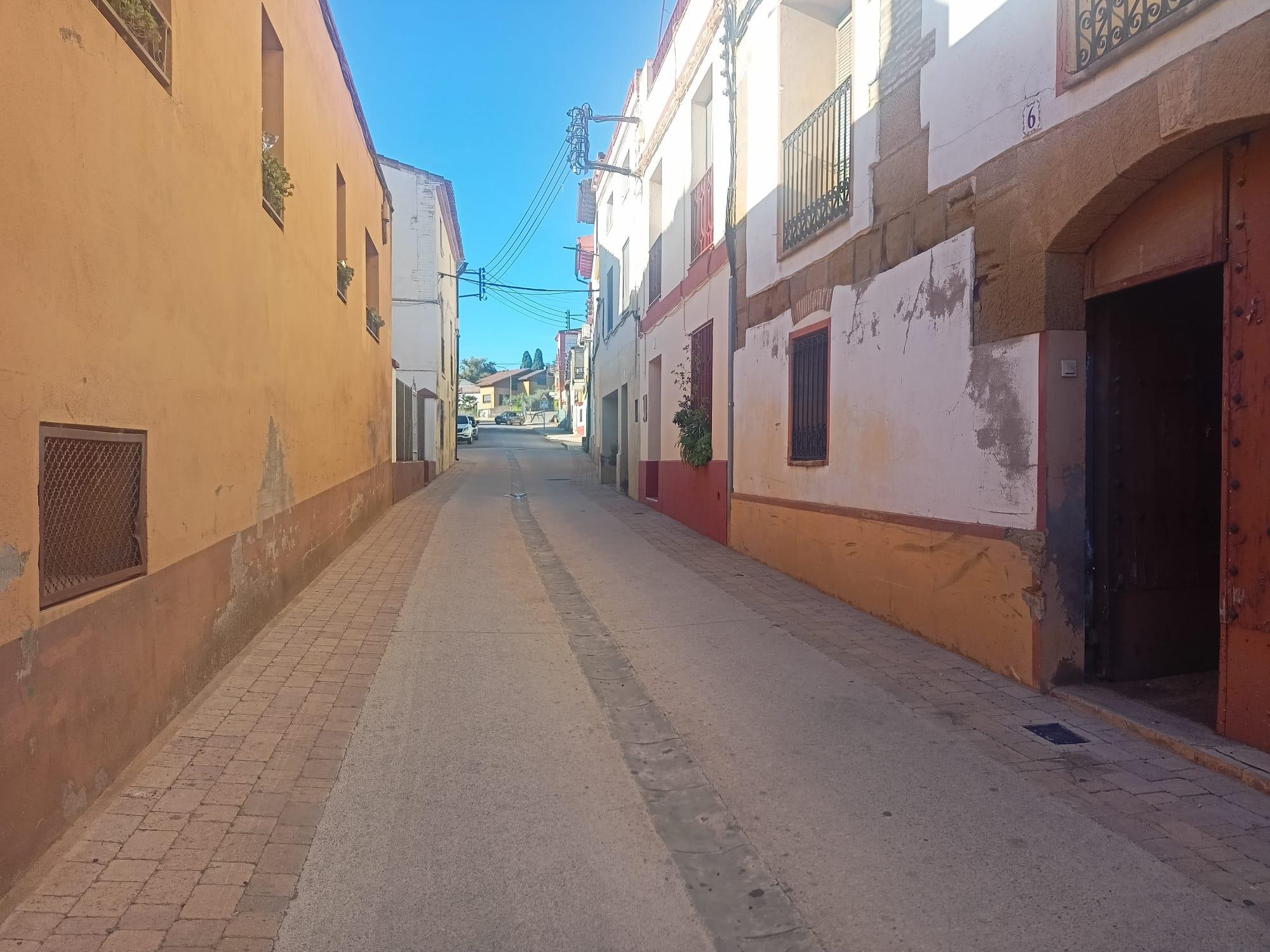 Imagen 5 Casa en venta en San Miguel Del Cinca / Zona residencial de entrada a Pomar de Cinca