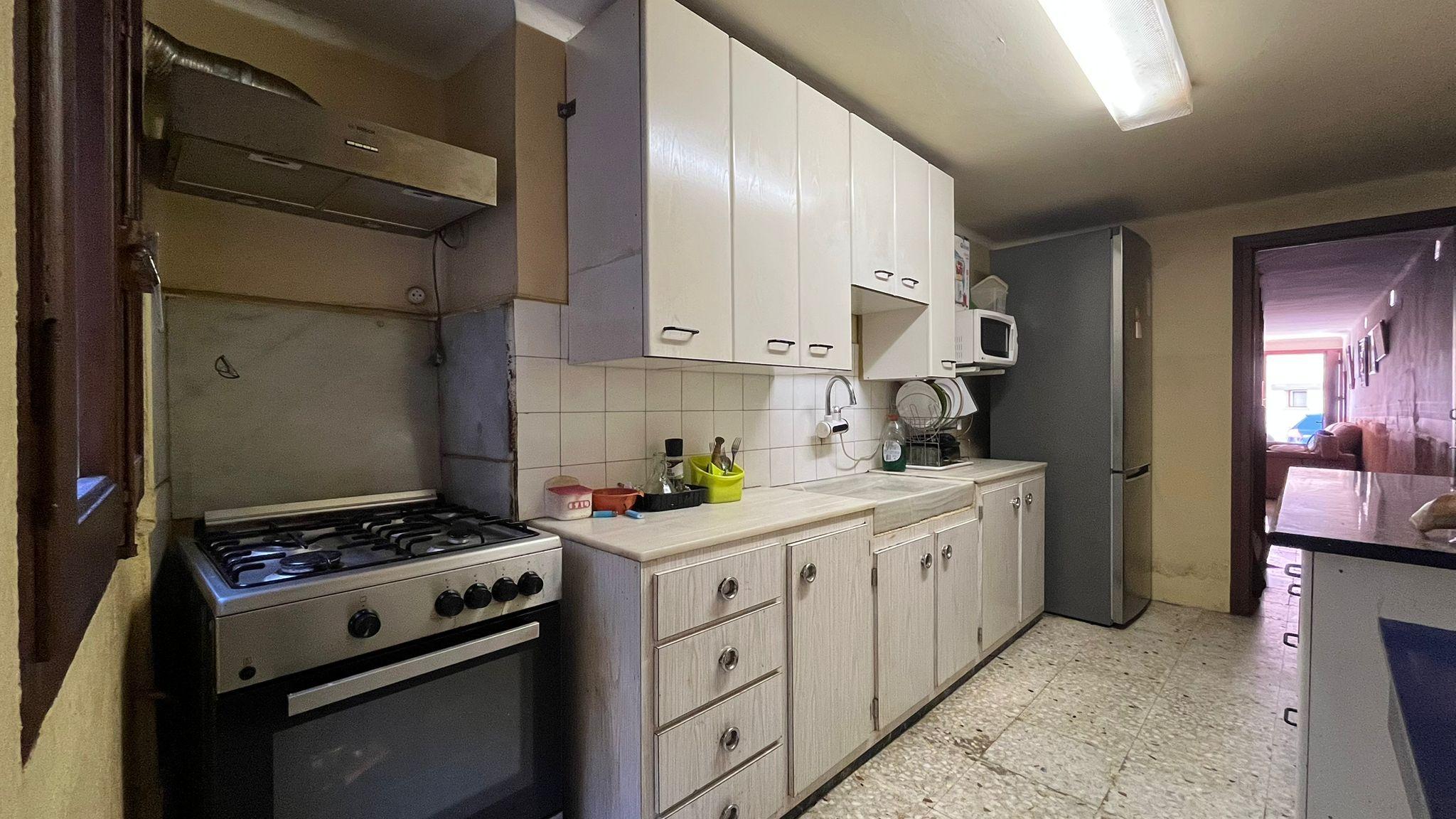 Imagen 1 Casa en venta en Ontiñena / Calle Pilar, centro de la población