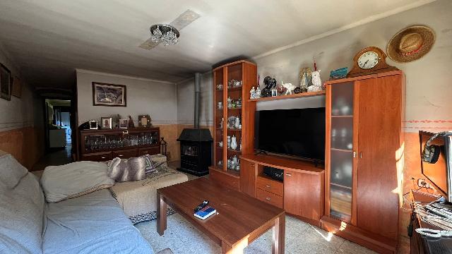 Imagen 3 Inmueble 262890 - Casa en venta en Ontiñena / Calle Pilar, centro de la población