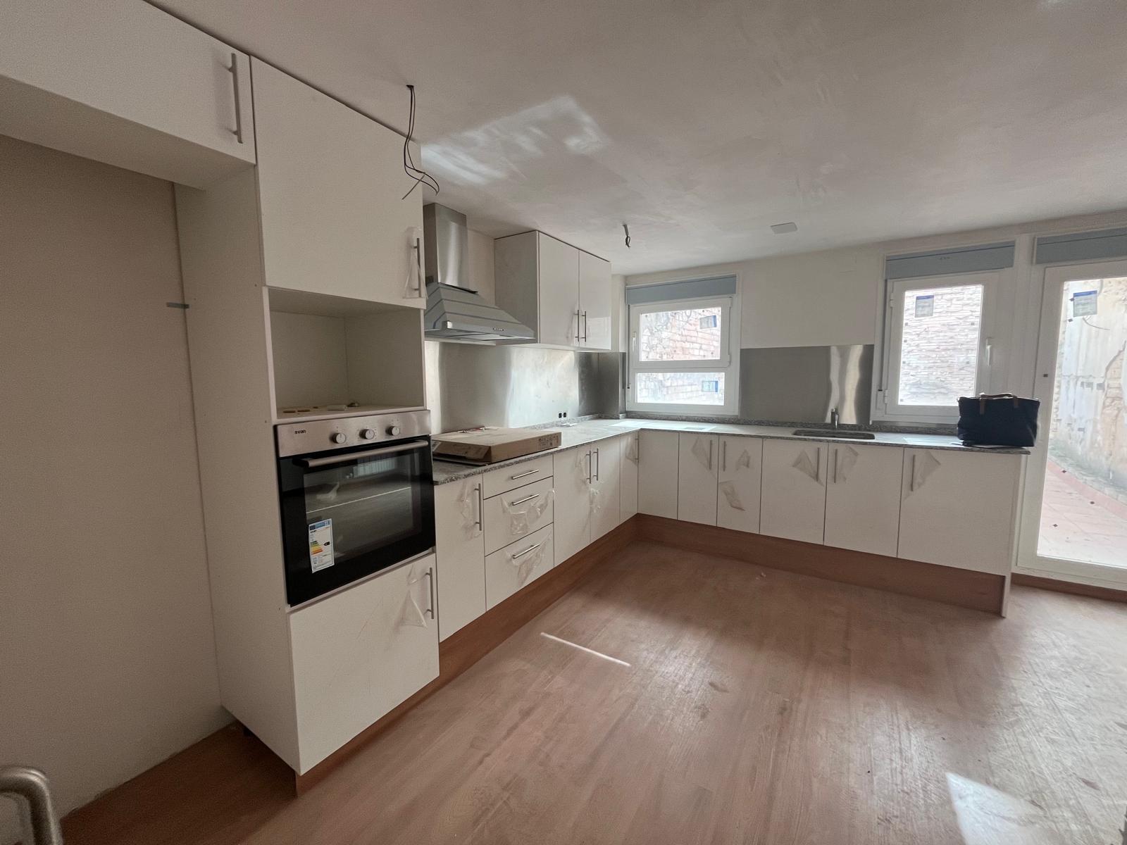 Imagen 1 Casa en venta en Monzón / Calle Sosa, centro de la población