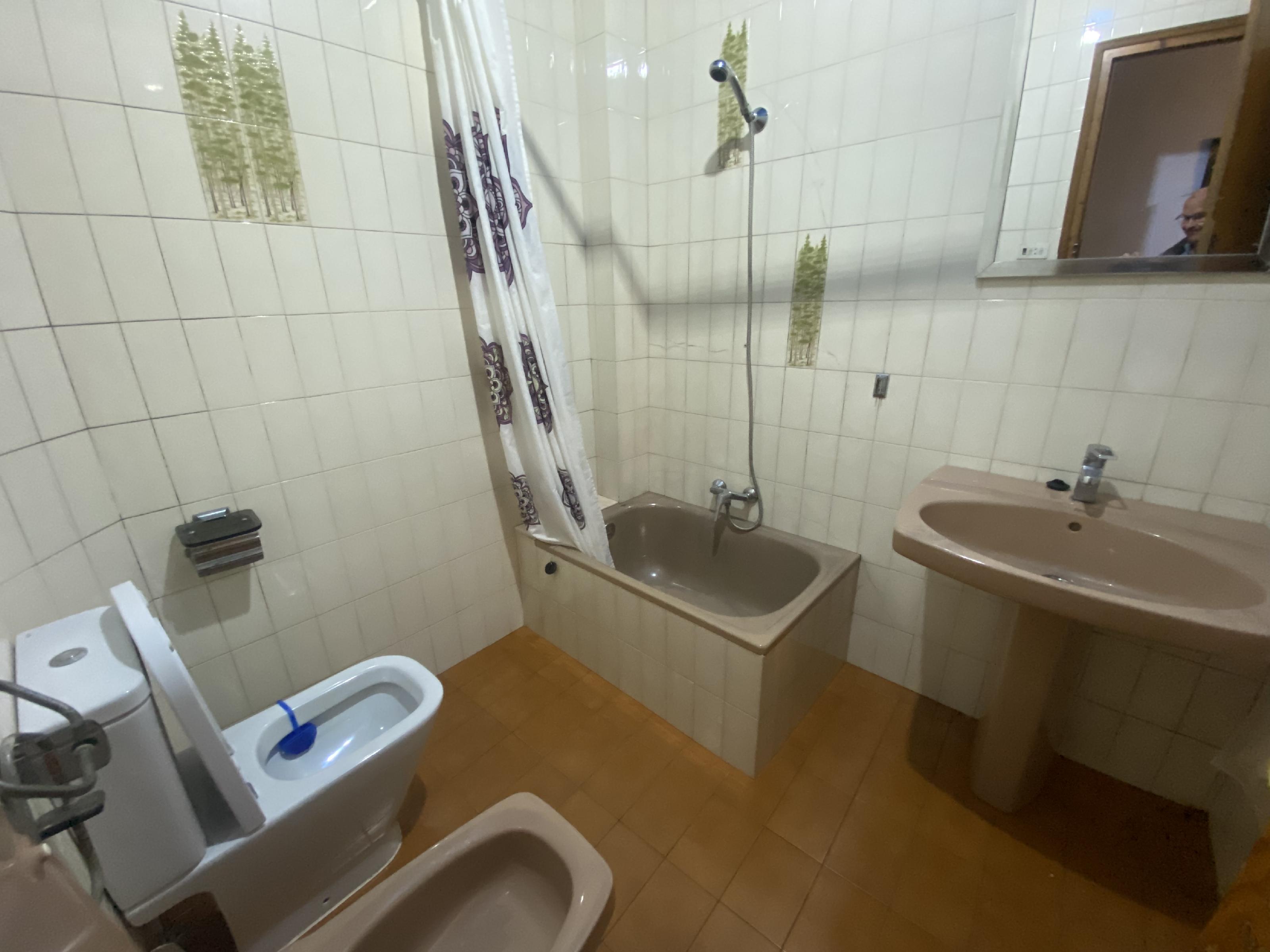 Imagen 15 Casa Adosada en venta en Bellcaire D´urgell / Cerca del Ayuntamiento