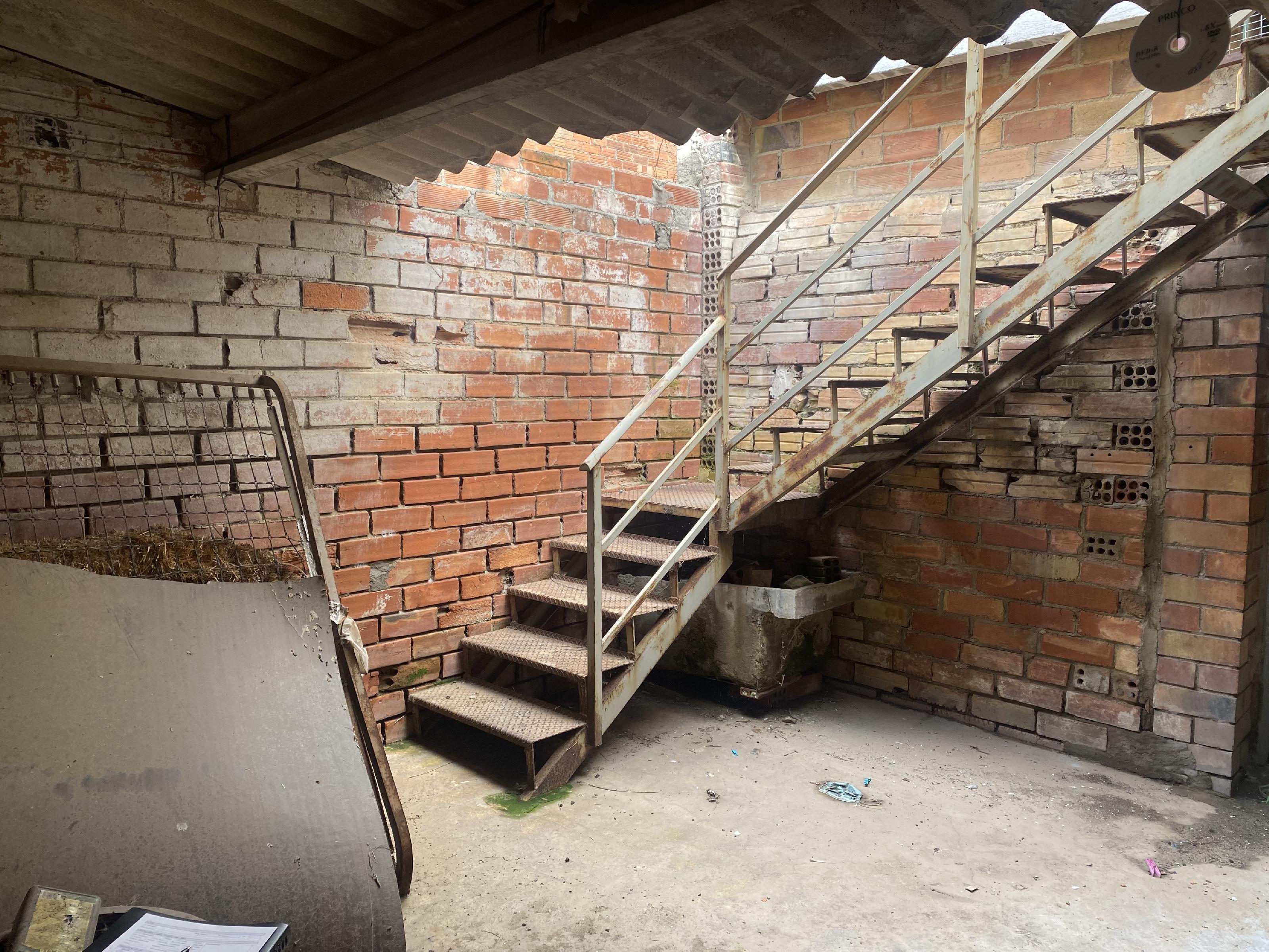 Imagen 10 Casa Adosada en venta en Bellcaire D´urgell / Cerca del Ayuntamiento