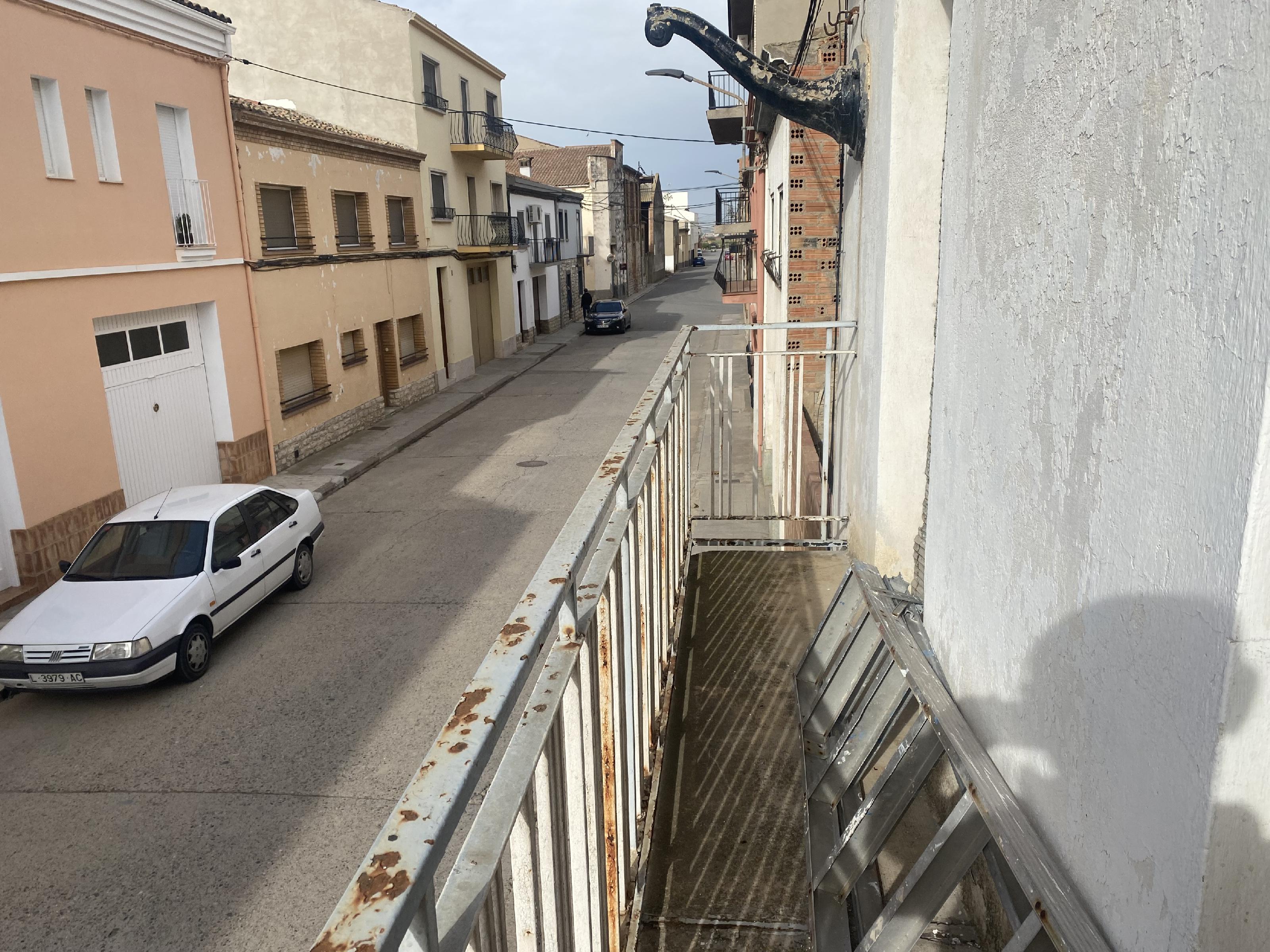 Imagen 23 Casa Adosada en venta en Bellcaire D´urgell / Cerca del Ayuntamiento