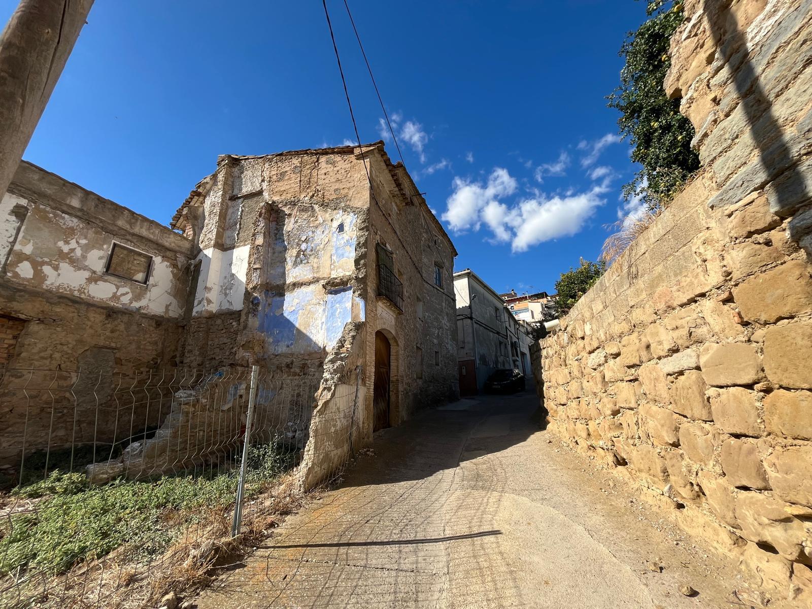 Imagen 3 Casa en venta en Almunia De San Juan / Calle aragón, centro de la población