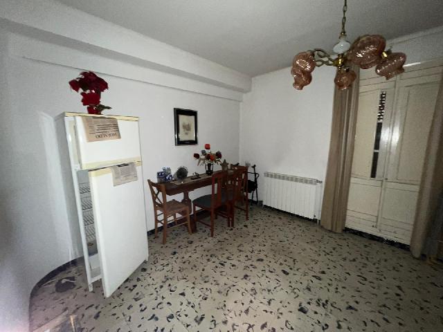 Imagen 9 Inmueble 296957 - Casa en venta en Monzón / Calle medio, centro de la población