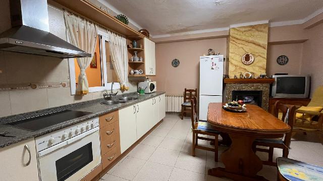 Imagen 1 Inmueble 297749 - Casa en venta en Alcolea De Cinca / Calle Palafox, cerca del centro