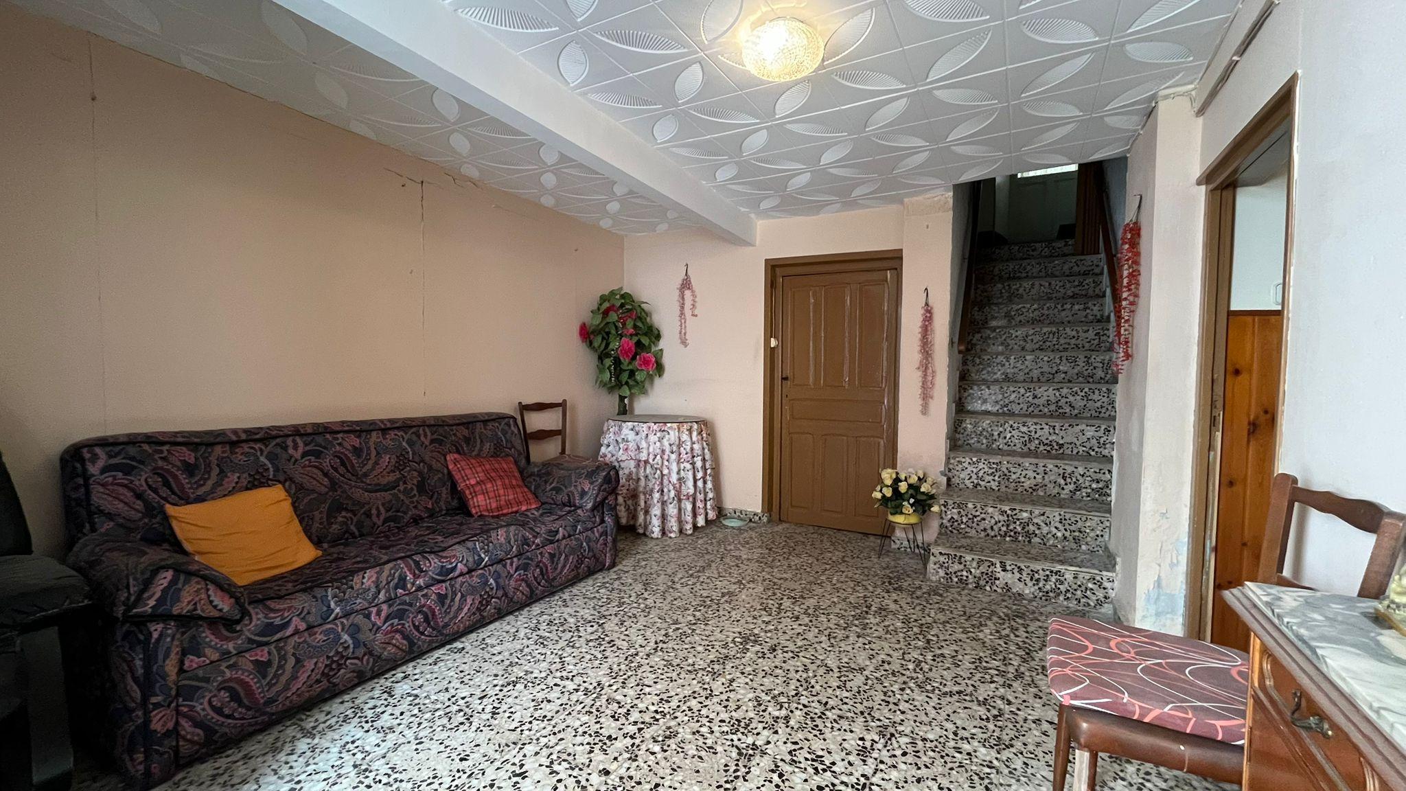 Imagen 1 Casa en venta en Ontiñena / Calle Mayor, centro de la población