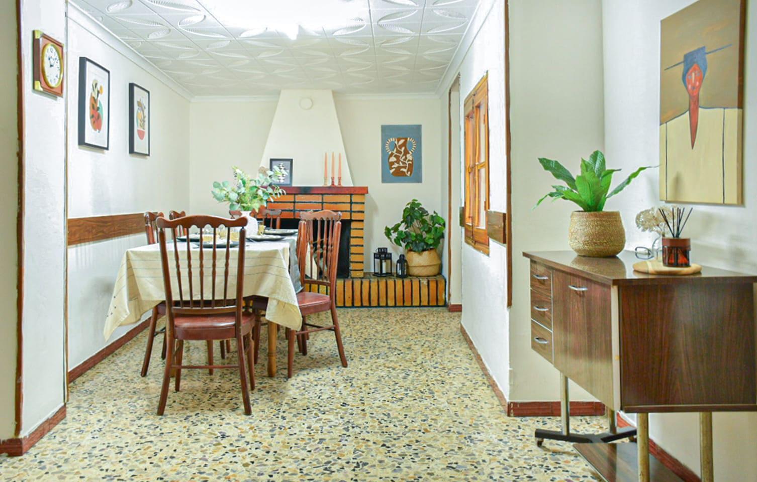 Imagen 4 Casa en venta en Ontiñena / Calle Santa Agueda, centro población.