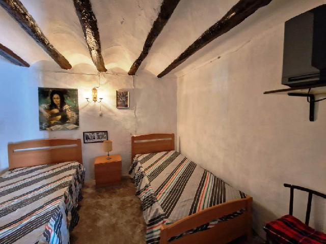 Imagen 13 Inmueble 249186 - Casa en venta en Camporrélls / Zona tranquila.