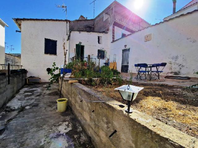 Imagen 3 Inmueble 249186 - Casa en venta en Camporrélls / Zona tranquila.