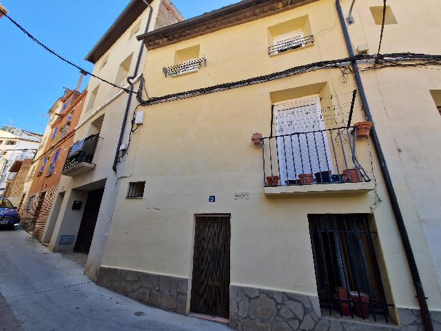 Imagen 1 Inmueble 255694 - Casa en venta en San Esteban De Litera / Cerca del Ayuntamiento