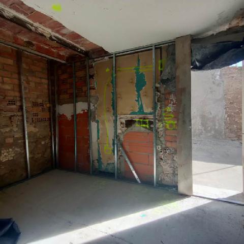 Imagen 2 Inmueble 271071 - Casa en venta en Albelda / Centro de la población.