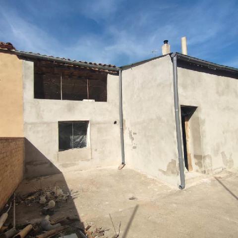 Imagen 15 Inmueble 271071 - Casa en venta en Albelda / Centro de la población.