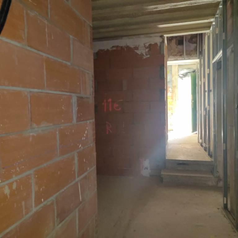 Imagen 18 Casa en venta en Albelda / Centro de la población.