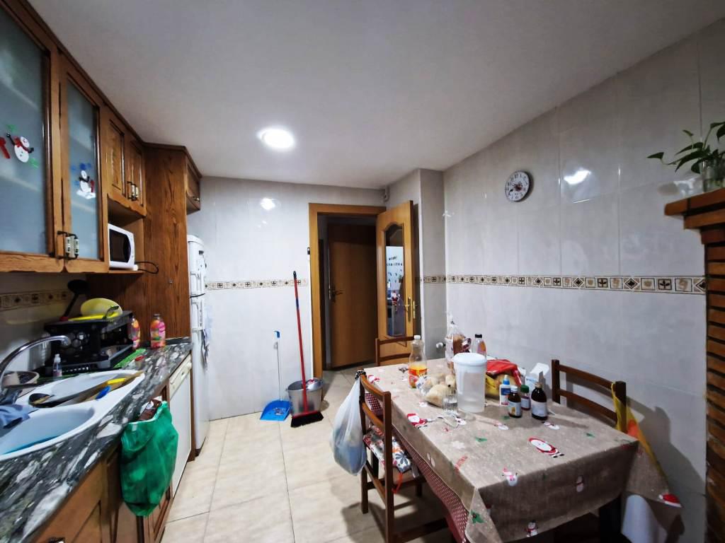 Imagen 8 Casa en venta en Binéfar / Cerca de las Escuelas.