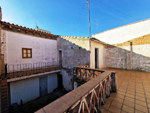 Imagen 2 Inmueble 300098 - Casa en venta en Binéfar / Próximo al centro.