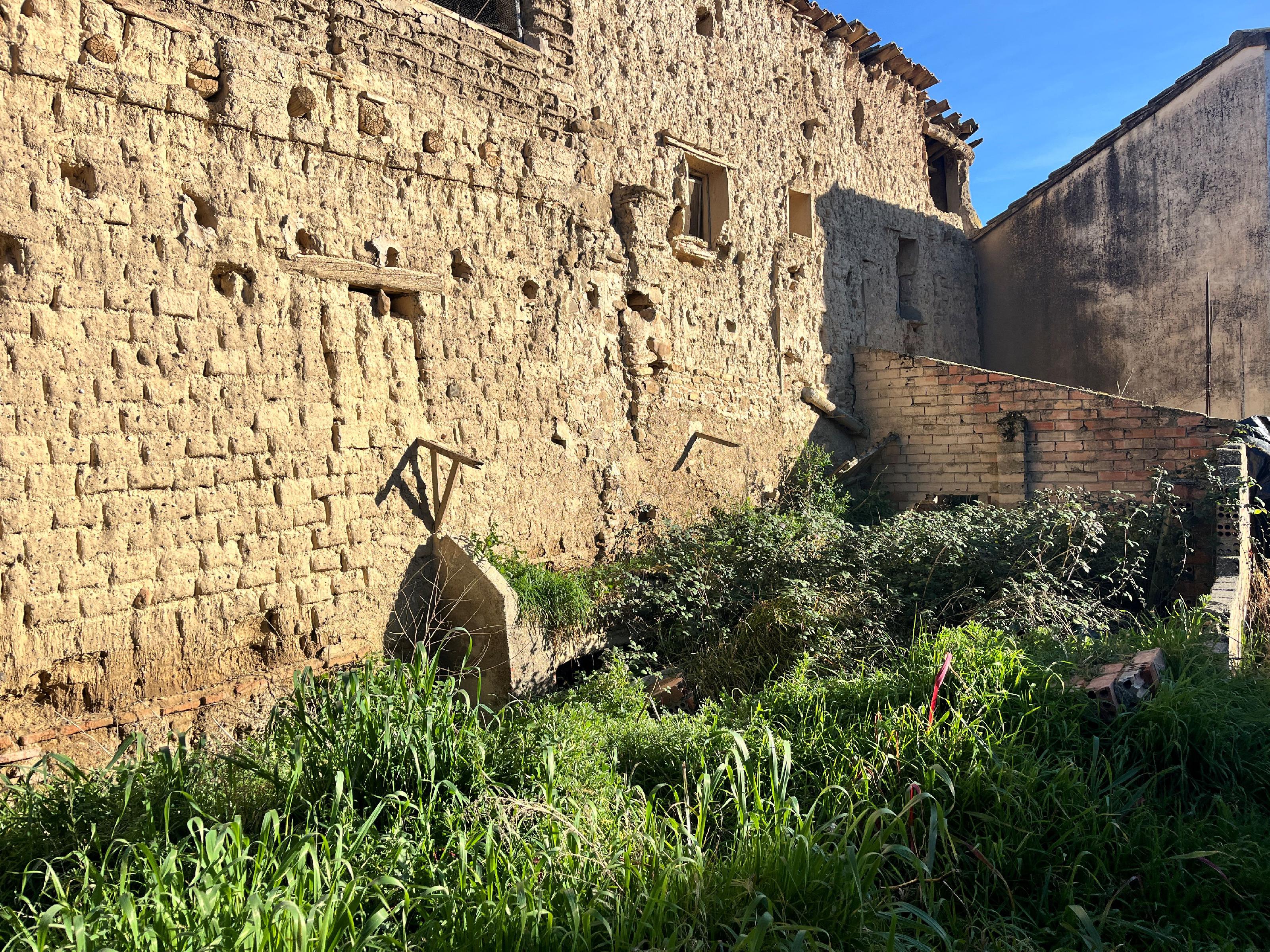 Imagen 4 Casa Adosada en venta en Barbastro / Centro de Burceat