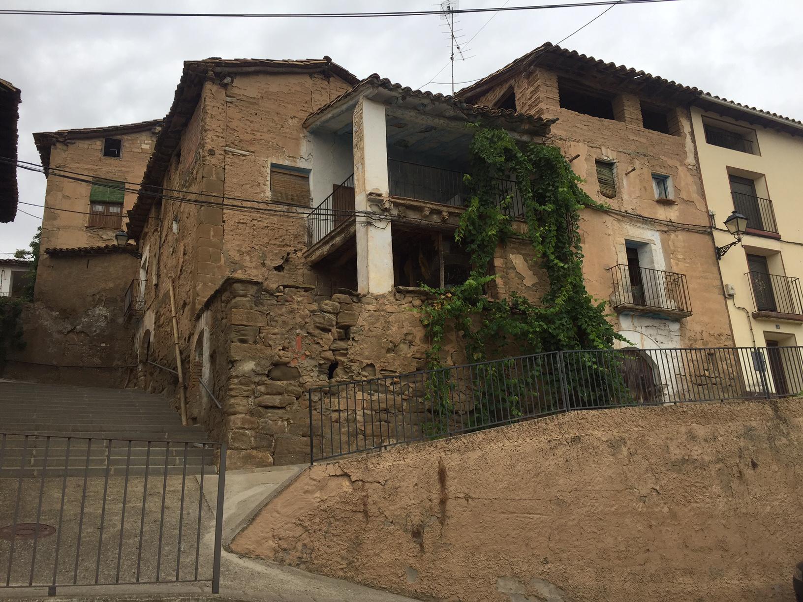 Imagen 2 Casa Adosada en venta en Santa María De Dulcis / Junto al ayuntamiento en Huerta de Vero