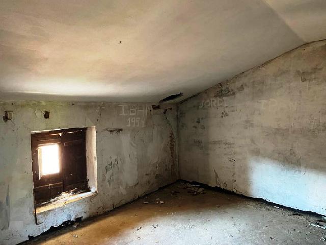 Imagen 13 Inmueble 257997 - Casa en venta en Barbuñales / Situado en el pueblo de  Barbuñales 