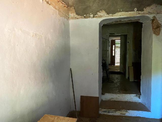 Imagen 4 Inmueble 257997 - Casa en venta en Barbuñales / Situado en el pueblo de  Barbuñales 