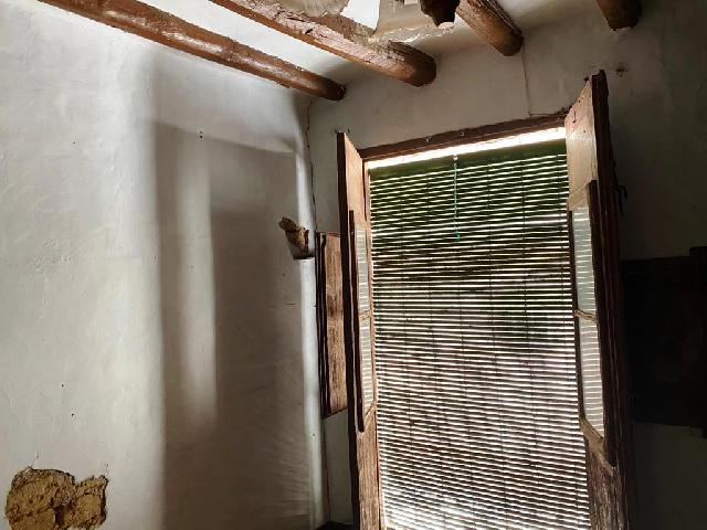 Imagen 14 Inmueble 257997 - Casa en venta en Barbuñales / Situado en el pueblo de  Barbuñales 