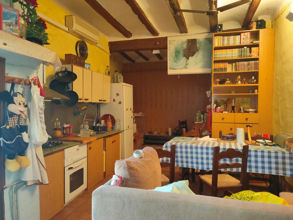 Imagen 2 Casa en venta en Pozán De Vero / Centro de la Población. Calle Mayor.