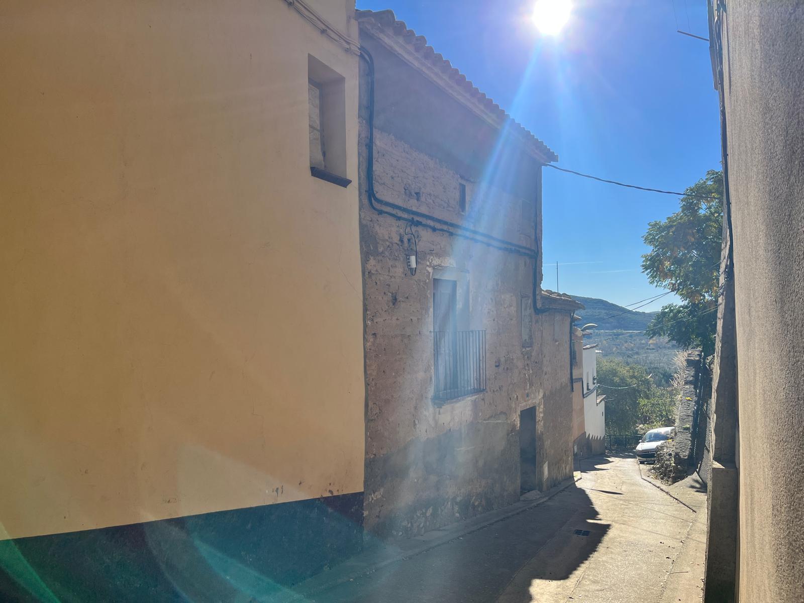 Imagen 2 Casa en venta en Grado El / En la población de Enate