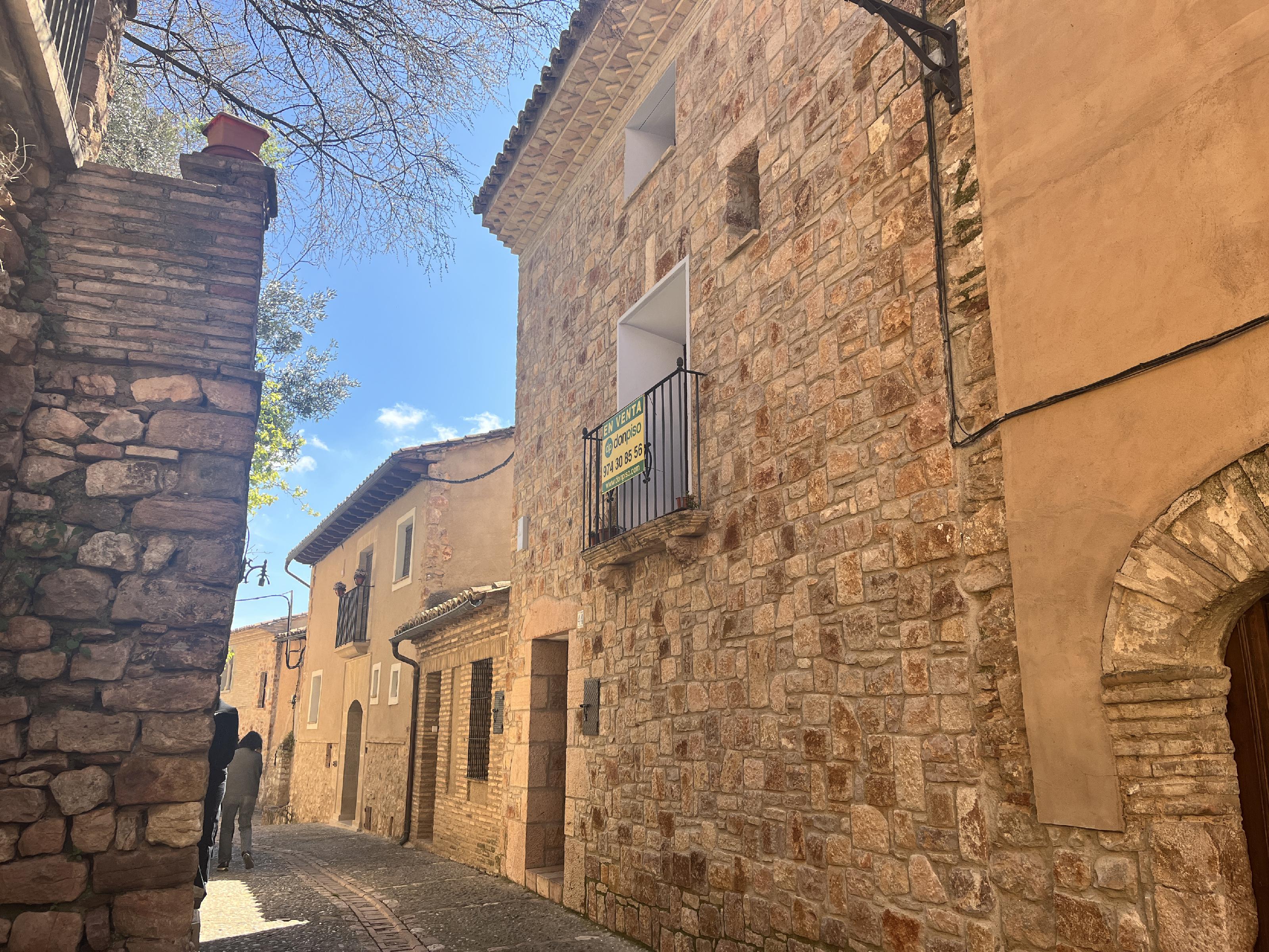 Imagen 14 Casa en venta en Alquézar / Zona Baja de Alquézar, vistas al Sureste.