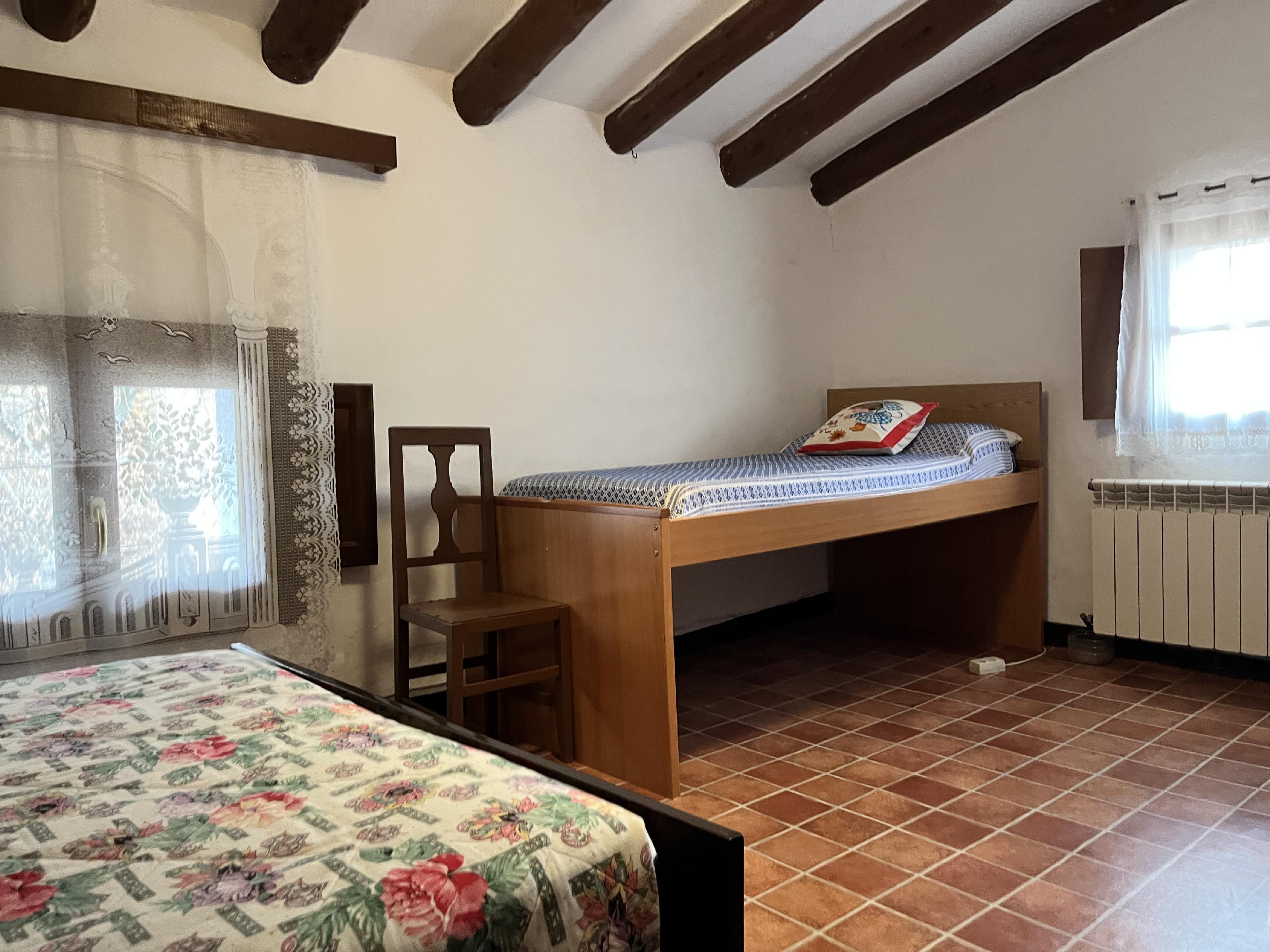 Imagen 7 Casa en venta en Alquézar / Zona Baja de Alquézar, vistas al Sureste.