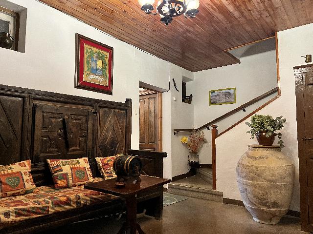 Imagen 1 Inmueble 291574 - Casa en venta en Alquézar / Zona Baja de Alquézar, vistas al Sureste.